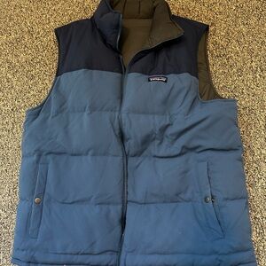 Patagonia two tone puffer vest.